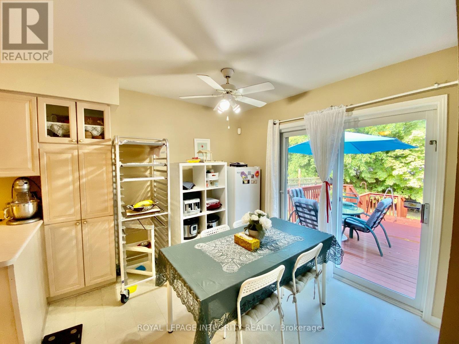 40 Jackman Terrace, Ottawa, Ontario  K2L 4E1 - Photo 7 - X12495976