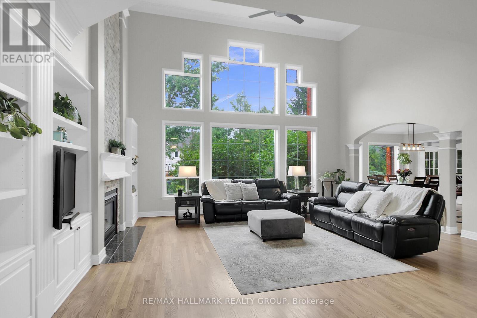 13 Beechgrove Gardens, Ottawa, Ontario  K2S 1W5 - Photo 19 - X12496016