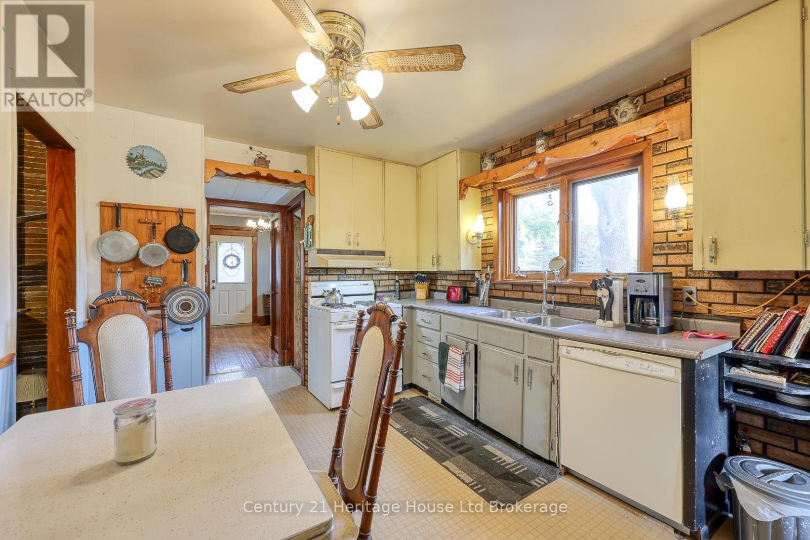 584510 Beachville Road, South-West Oxford (Beachville), Ontario  N0J 1A0 - Photo 11 - X12495846