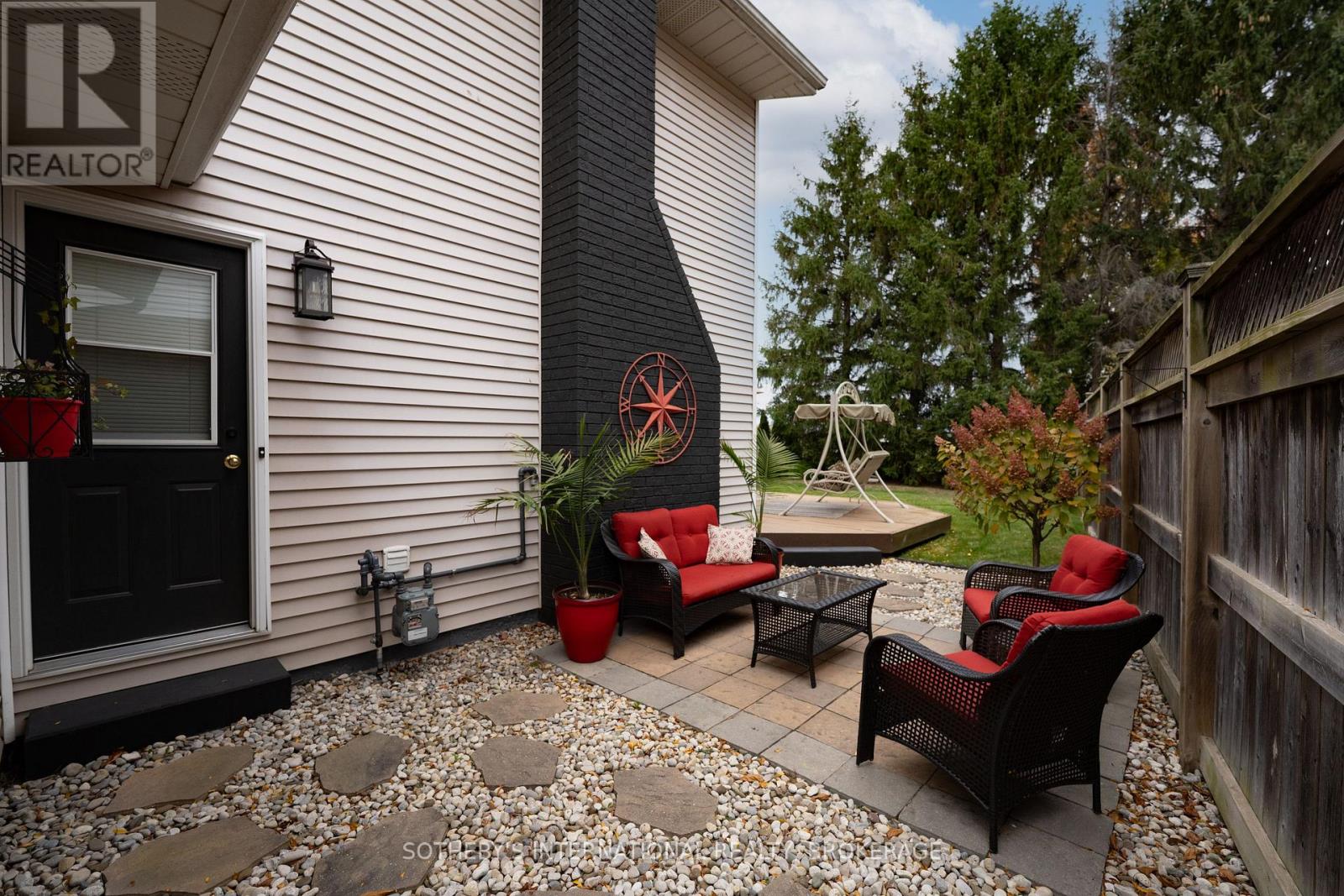 48 Homestead Drive, Niagara-On-The-Lake, Ontario  L0S 1J0 - Photo 42 - X12495906