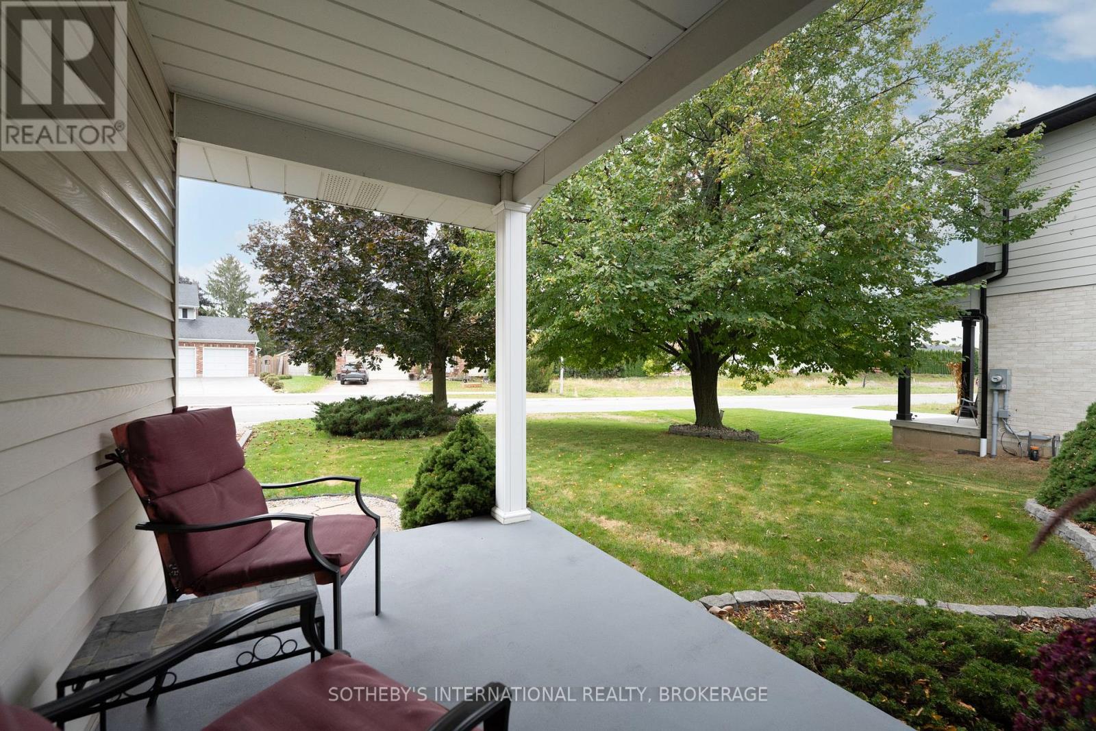 48 Homestead Drive, Niagara-On-The-Lake, Ontario  L0S 1J0 - Photo 7 - X12495906