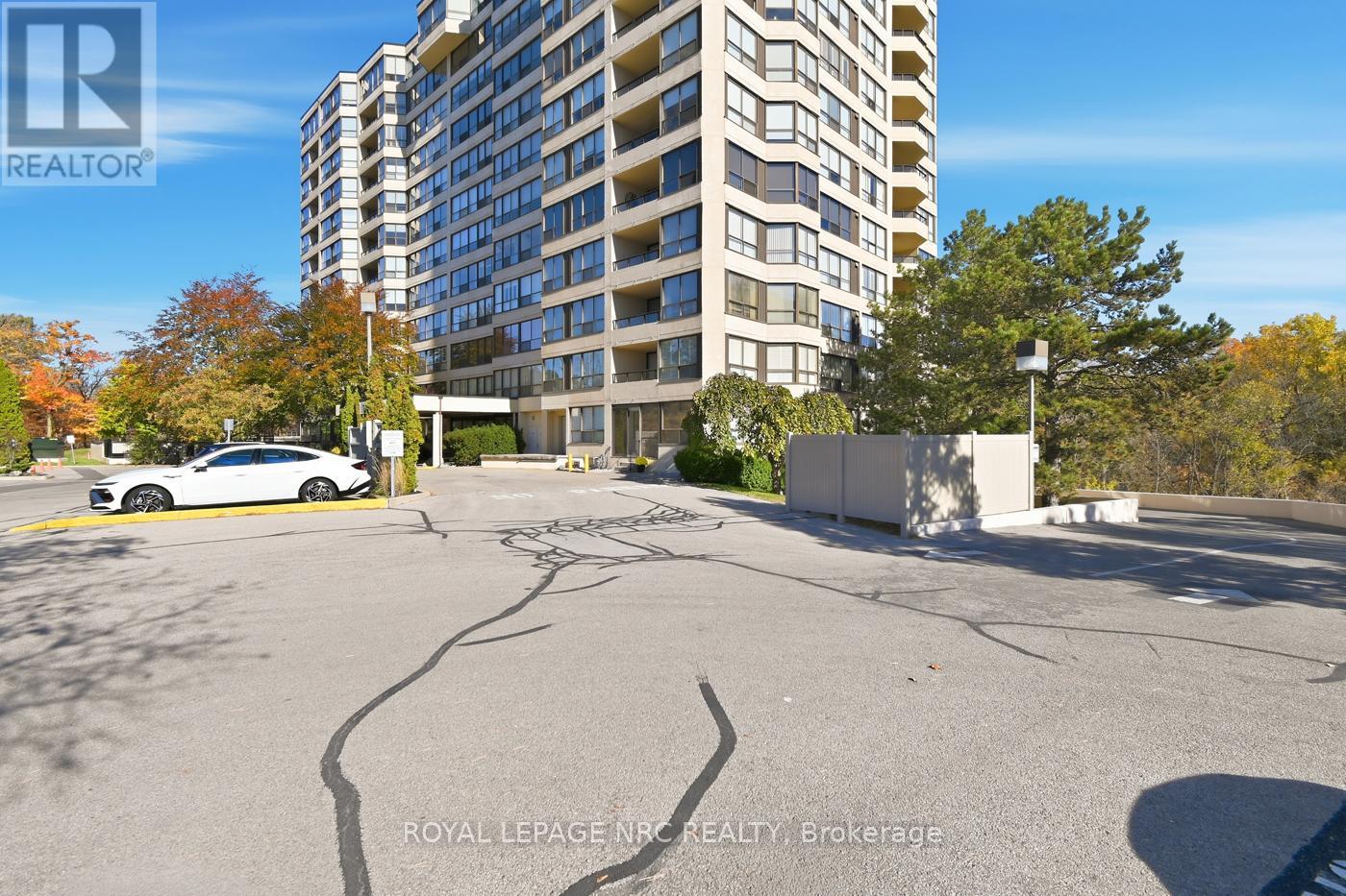 102 - 3 Towering Heights Boulevard, St. Catharines, Ontario  L2T 4A4 - Photo 40 - X12495954