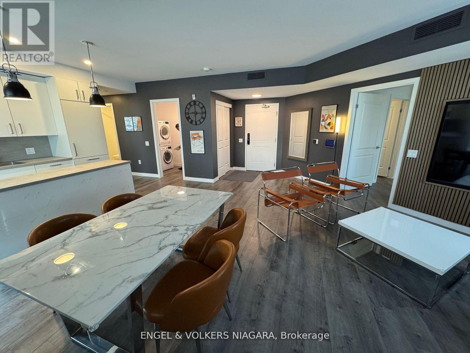 205 - 7549 A Kalar Road, Niagara Falls (Brown), Ontario  L2H 3W6 - Photo 2 - X12495960