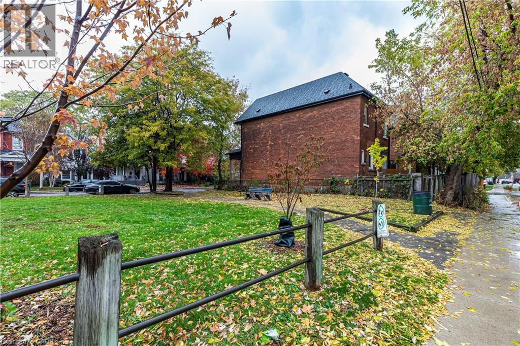 40 Century Street, Hamilton, Ontario  L8L 1V8 - Photo 39 - 40784184