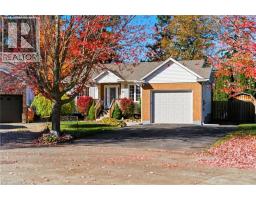 15 ANDERSON Crescent, smithville, Ontario