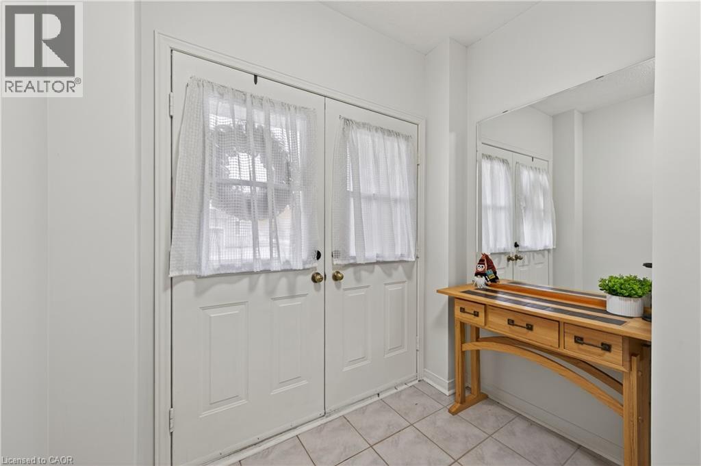 5198 Porter Street, Burlington, Ontario  L7L 6R2 - Photo 5 - 40784013