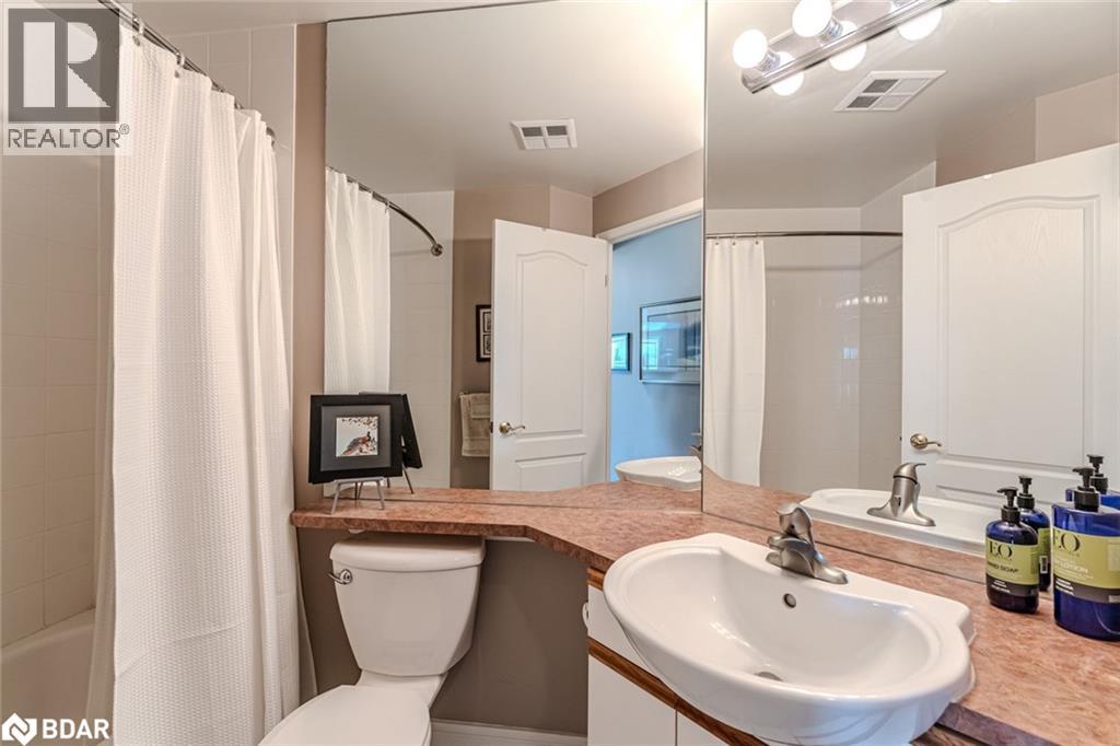2 Toronto Street Unit# Ph2/3, Barrie, Ontario  L4N 9R2 - Photo 14 - 40779949