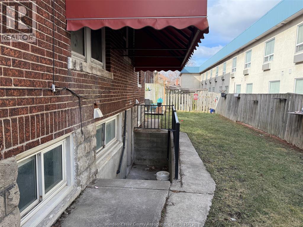 1285 Dufferin Place, Windsor, Ontario  N8X 3K2 - Photo 2 - 25027667