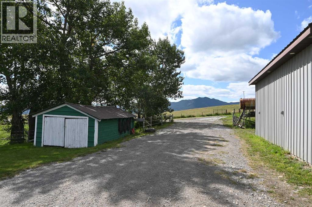 7404 Rge Rd 3-0, Rural Pincher Creek No. 9, Alberta  T0K 1H0 - Photo 31 - A2267487