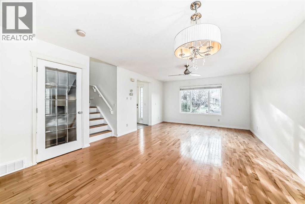 112 Sagewood Grove Sw, Airdrie, Alberta  T4B 3B2 - Photo 3 - A2257467