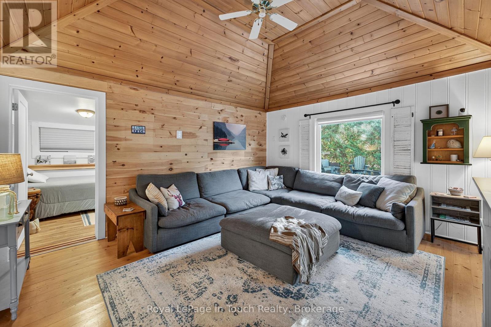 302 Concession 11 Road W, Tiny, Ontario  L0L 2J0 - Photo 16 - S12495910