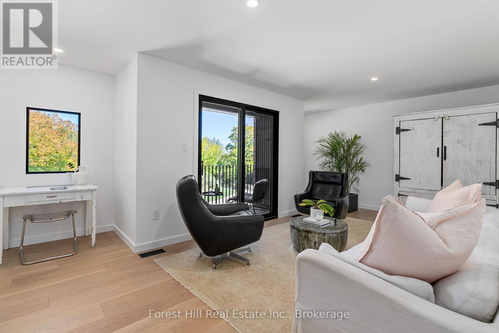 854 Sixth Street, Clearview, Ontario  L9Y 3Y9 - Photo 25 - S12496018