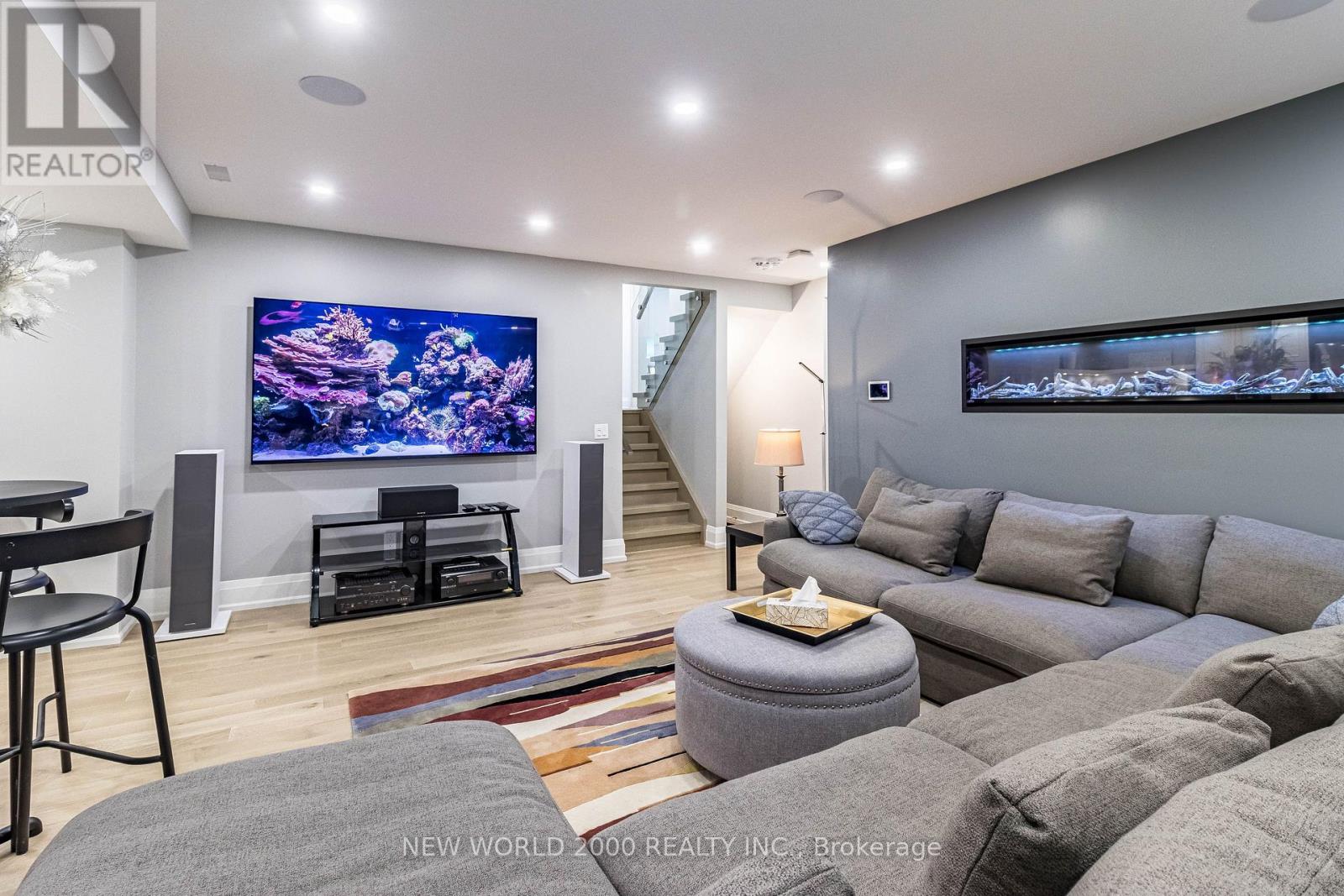 58 Comay Road, Toronto, Ontario  M6M 2L1 - Photo 37 - W12495688