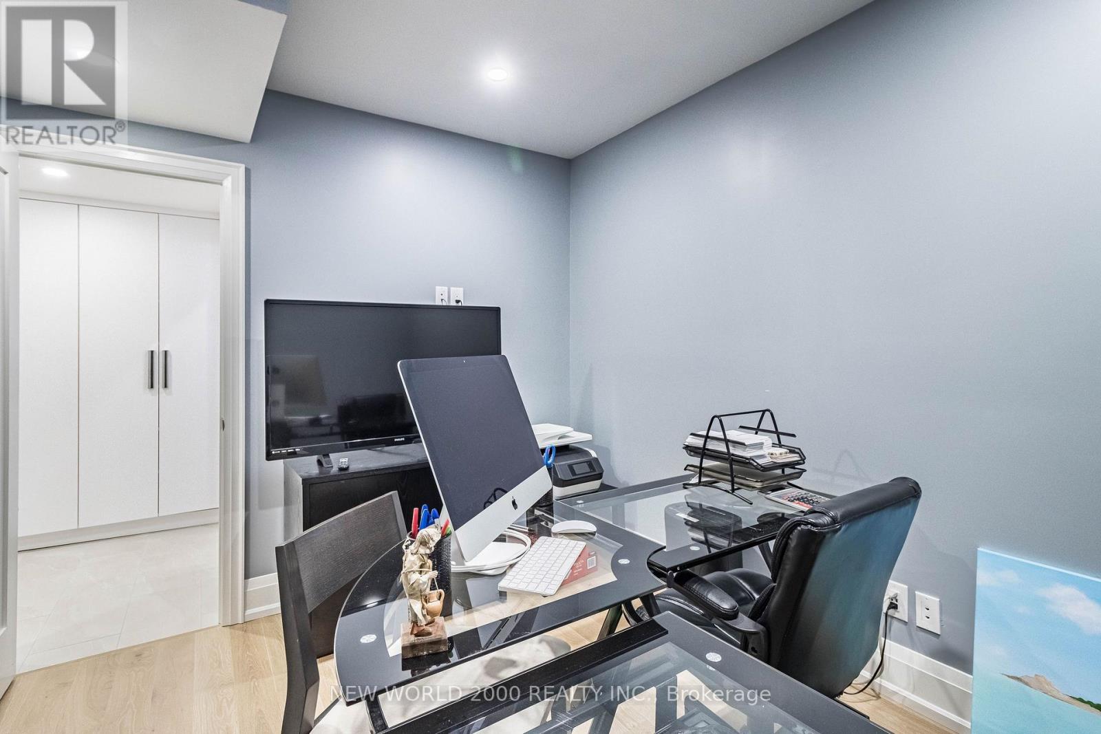 58 Comay Road, Toronto, Ontario  M6M 2L1 - Photo 40 - W12495688