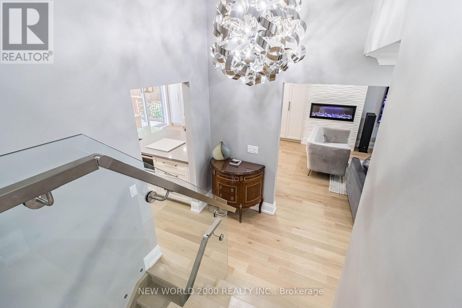 58 Comay Road, Toronto, Ontario  M6M 2L1 - Photo 15 - W12495700