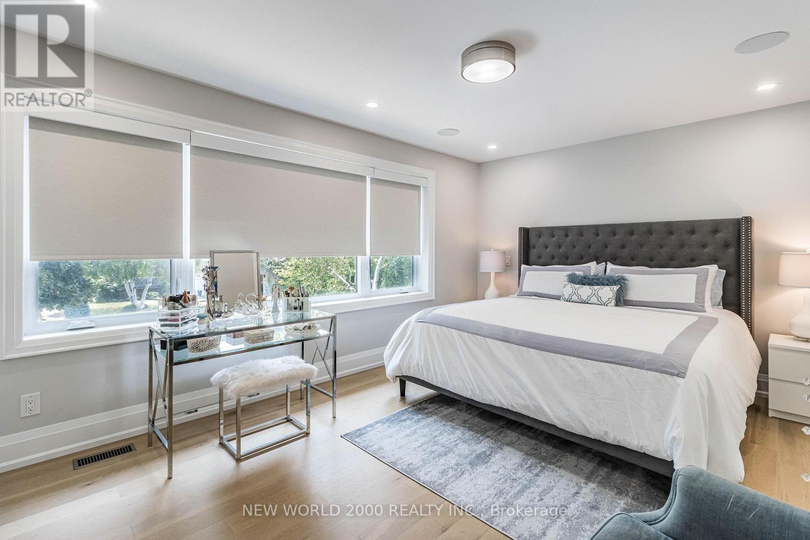 58 Comay Road, Toronto, Ontario  M6M 2L1 - Photo 17 - W12495700