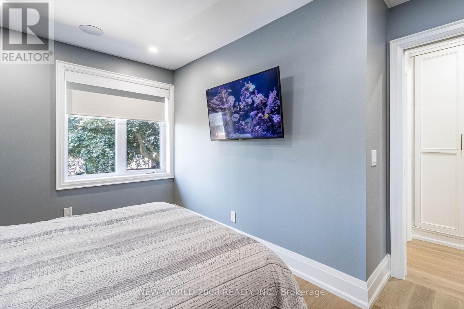 58 Comay Road, Toronto, Ontario  M6M 2L1 - Photo 25 - W12495700