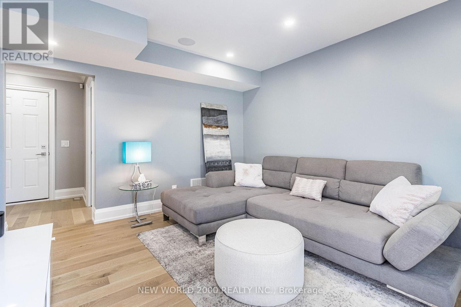 58 Comay Road, Toronto, Ontario  M6M 2L1 - Photo 30 - W12495700