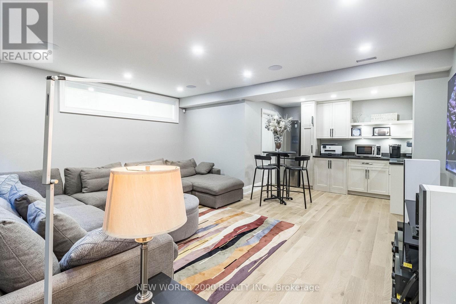 58 Comay Road, Toronto, Ontario  M6M 2L1 - Photo 35 - W12495700