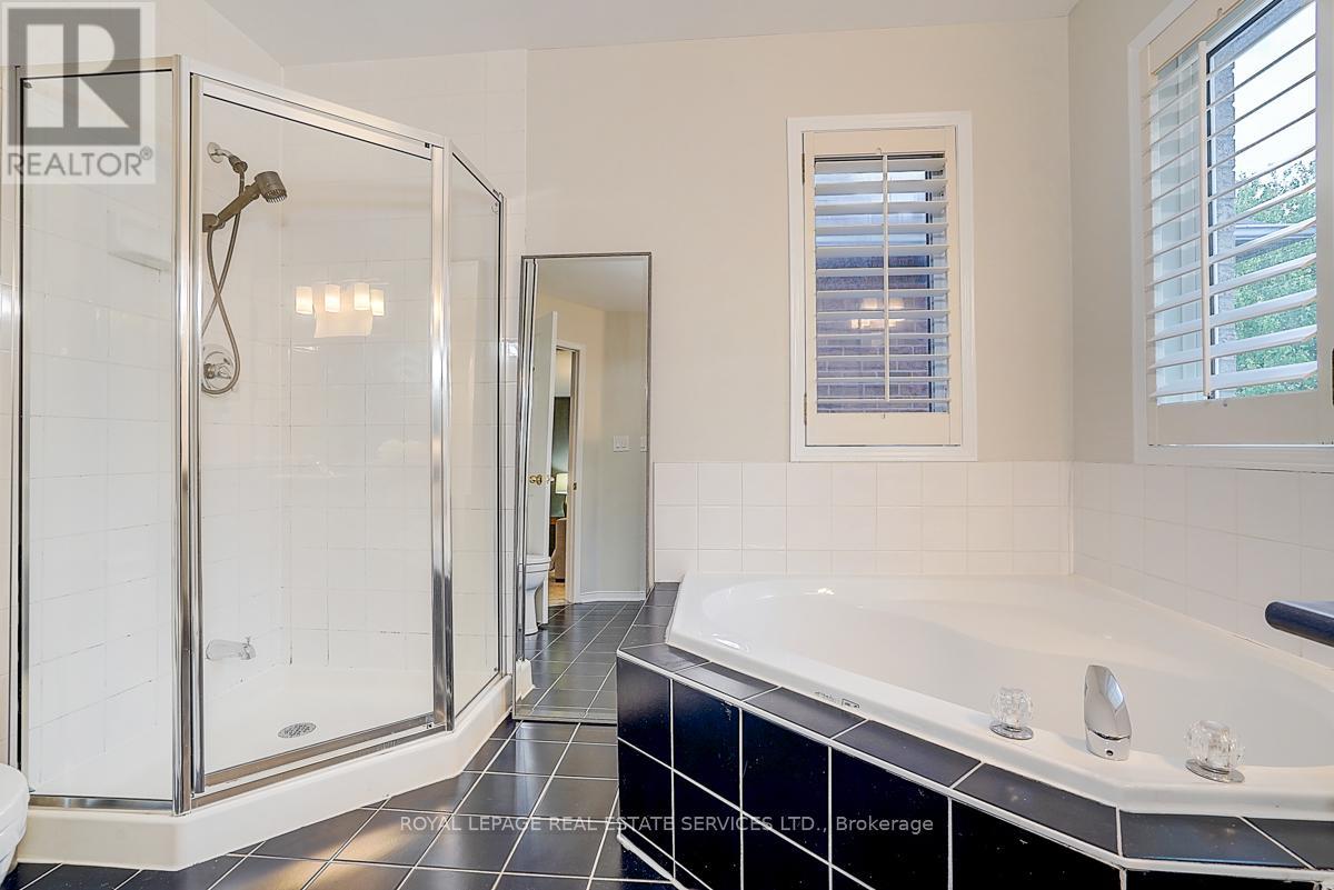 2066 Deer Park Road, Oakville, Ontario  L6M 3V8 - Photo 29 - W12495714