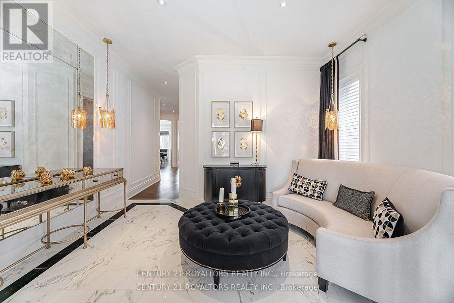 43 Wishing Well Crescent, Caledon, Ontario  L7C 3R3 - Photo 3 - W12495718