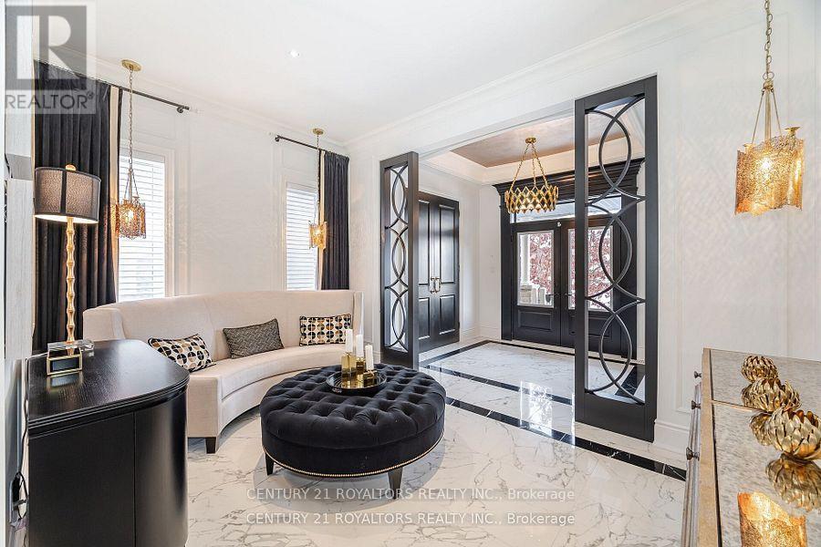 43 Wishing Well Crescent, Caledon, Ontario  L7C 3R3 - Photo 4 - W12495718