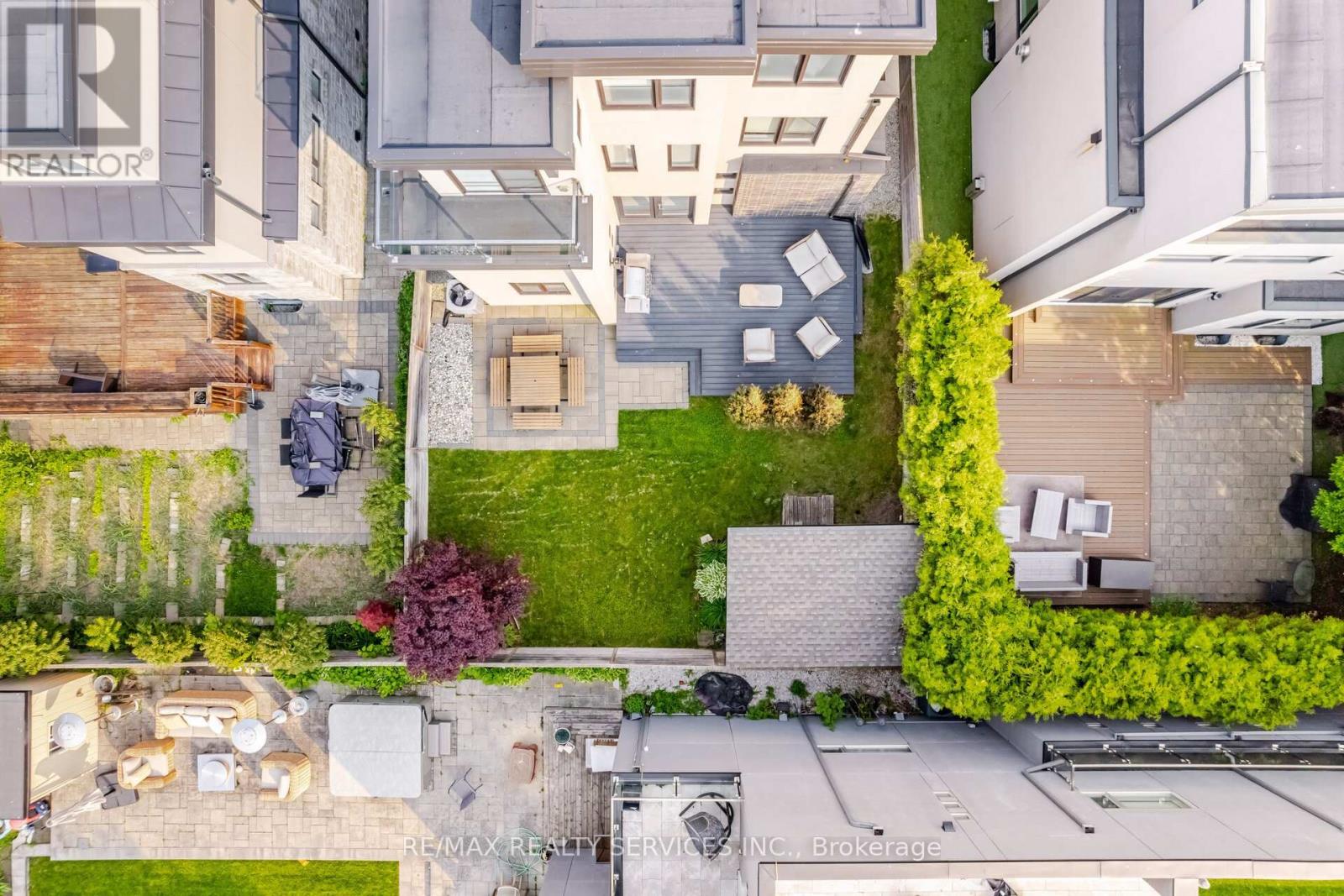 685 Montbeck Crescent, Mississauga, Ontario  L5G 1P4 - Photo 47 - W12495736