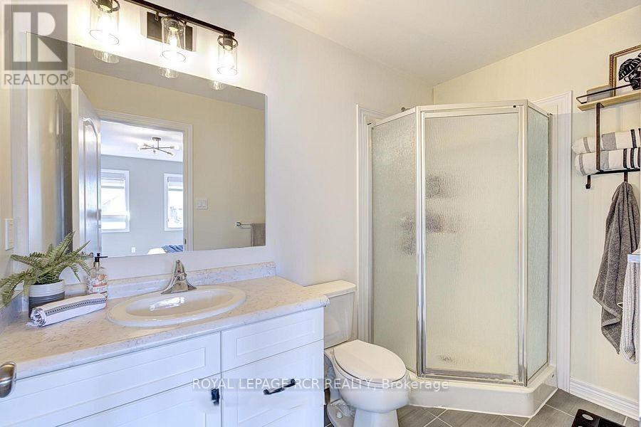 113 Winterton Court, Orangeville, Ontario  L9W 6Z7 - Photo 11 - W12495740