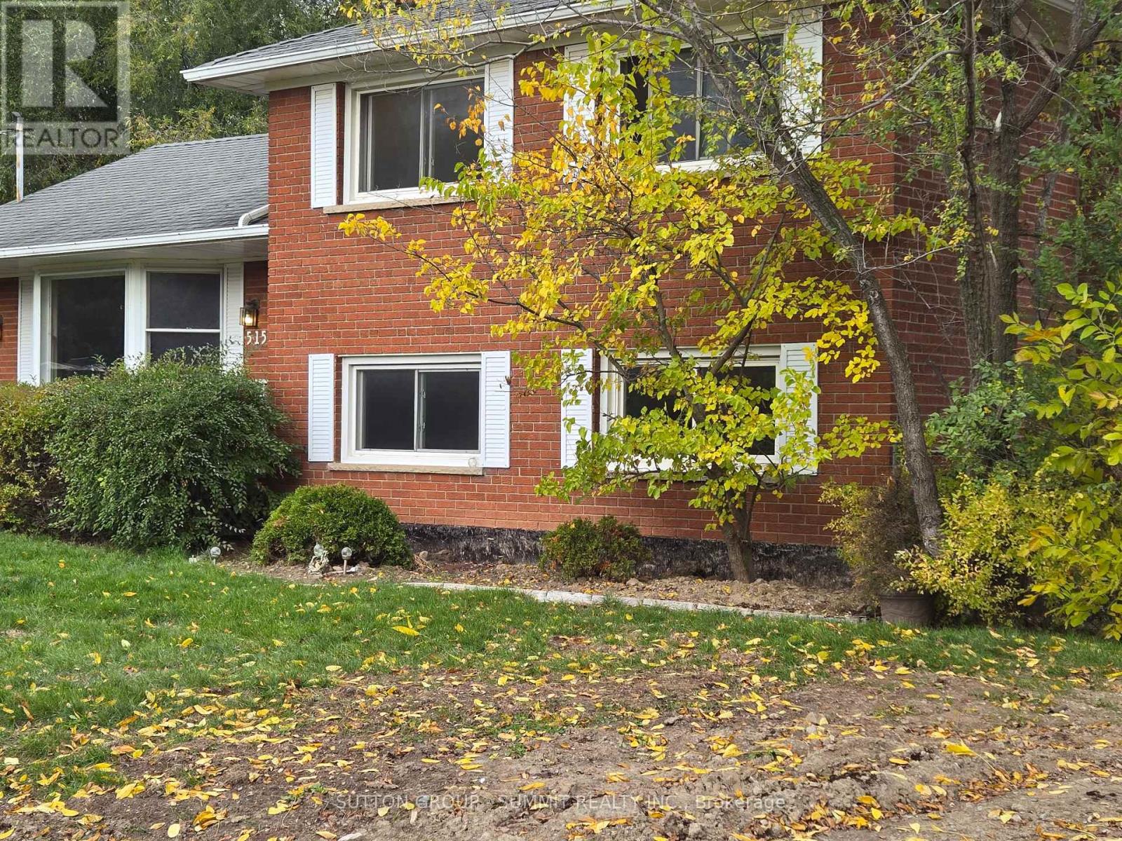 515 Trafford Crescent, Oakville, Ontario  L6L 3T2 - Photo 5 - W12495774