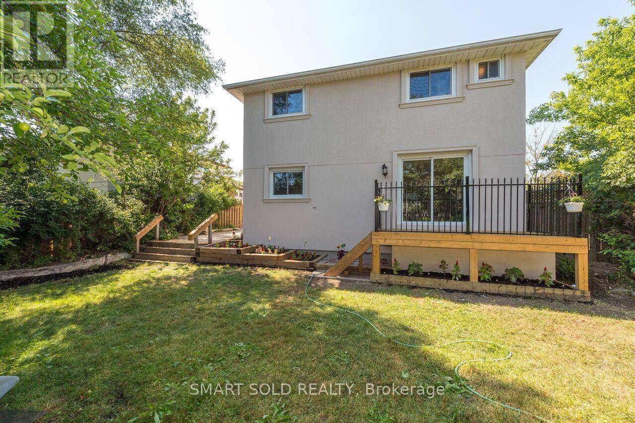 Basement - 1116 Pomona Court, Mississauga, Ontario  L5C 1N2 - Photo 2 - W12495814