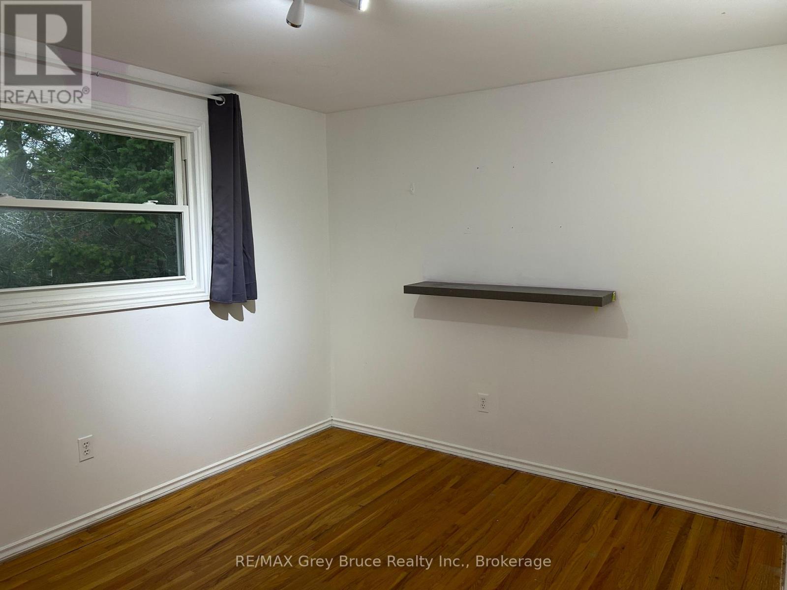 206 6th Avenue E, Owen Sound, Ontario  N4K 2T3 - Photo 13 - X12496056