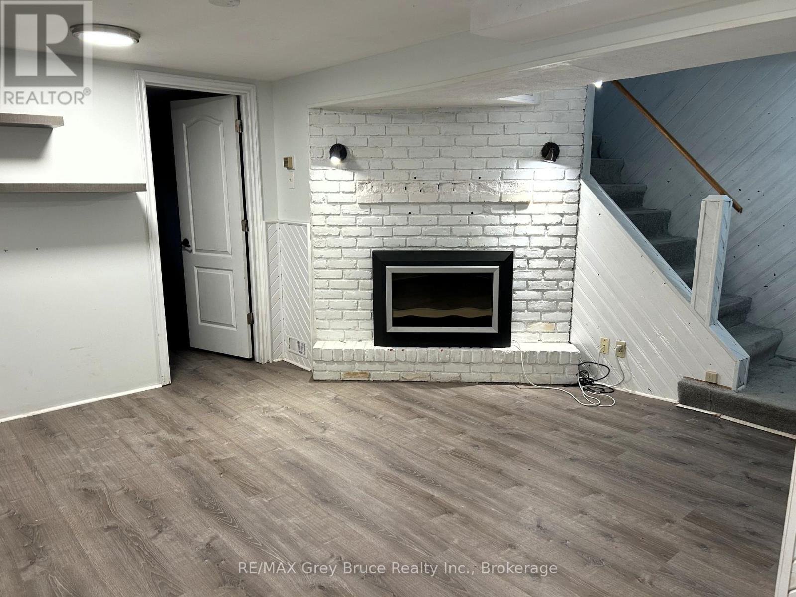 206 6th Avenue E, Owen Sound, Ontario  N4K 2T3 - Photo 17 - X12496056