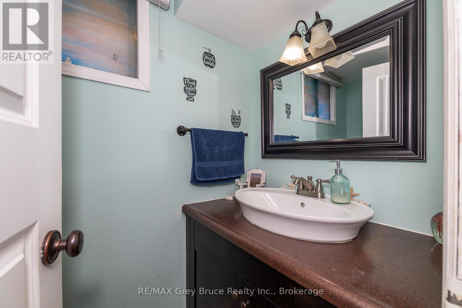 206 6th Avenue E, Owen Sound, Ontario  N4K 2T3 - Photo 21 - X12496056