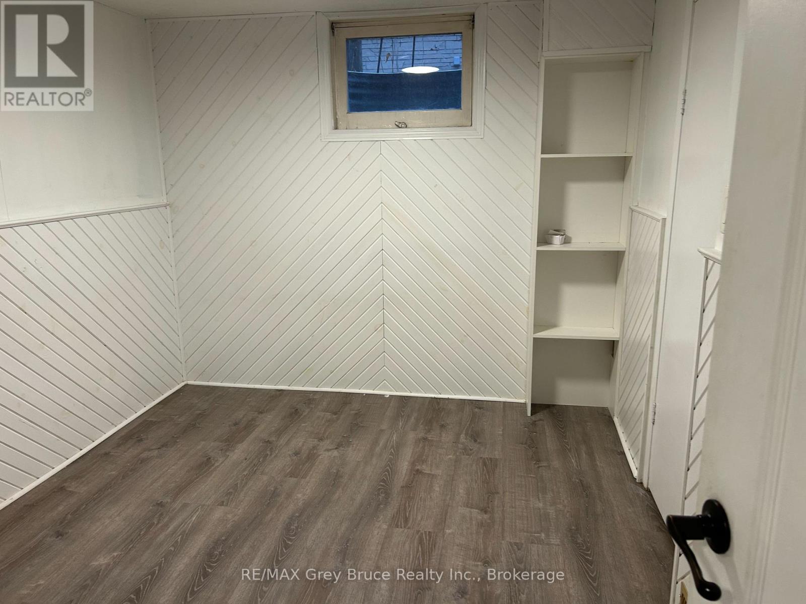 206 6th Avenue E, Owen Sound, Ontario  N4K 2T3 - Photo 22 - X12496056