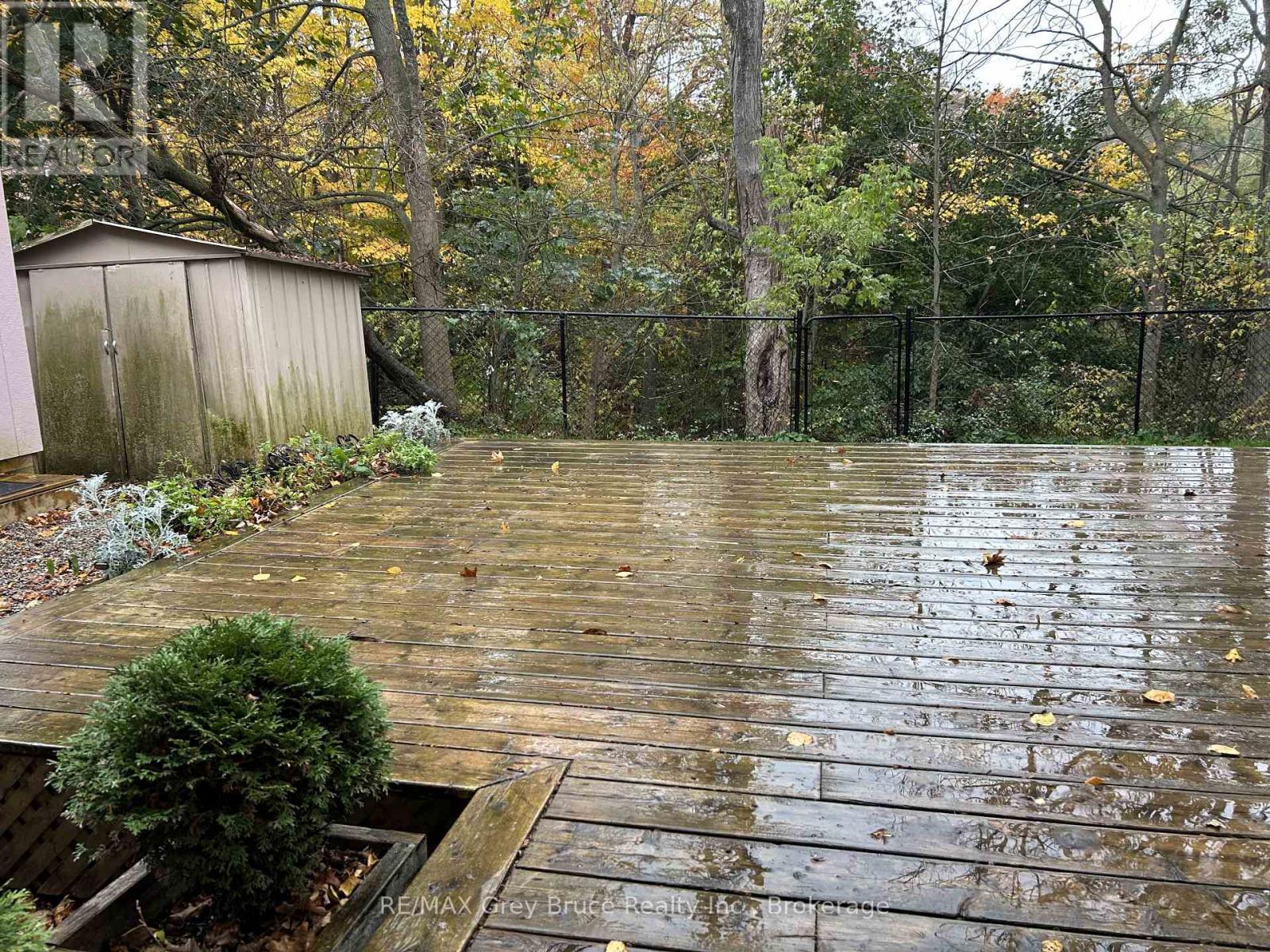 206 6th Avenue E, Owen Sound, Ontario  N4K 2T3 - Photo 32 - X12496056