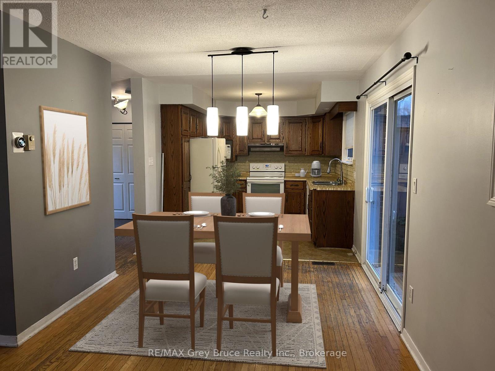 206 6th Avenue E, Owen Sound, Ontario  N4K 2T3 - Photo 7 - X12496056