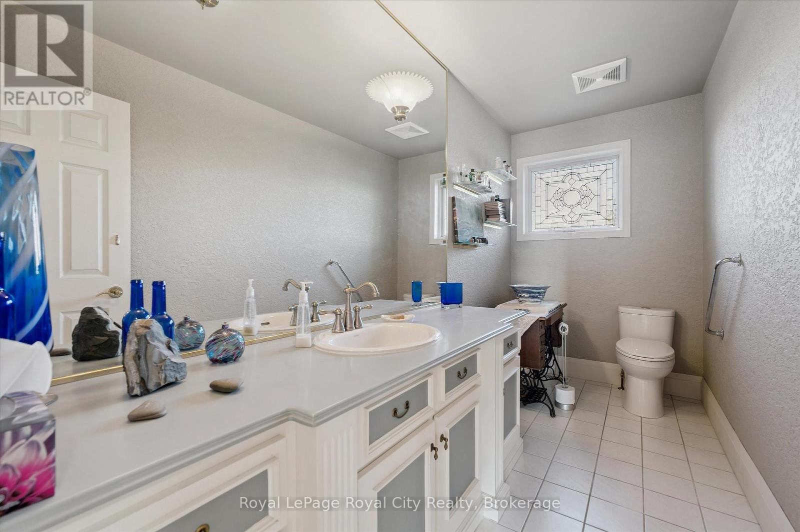 8060 Wellington Rd 18 Road, Centre Wellington, Ontario  N1M 2W5 - Photo 26 - X12496076