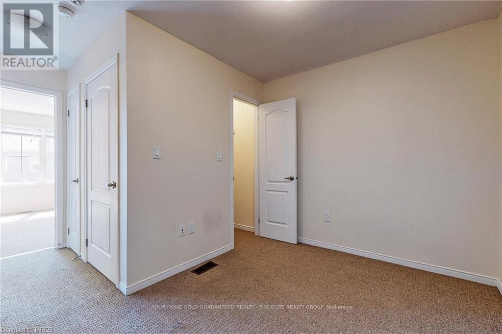 5010 Desantis Drive, Lincoln, Ontario  L0R 1B2 - Photo 7 - X12495704