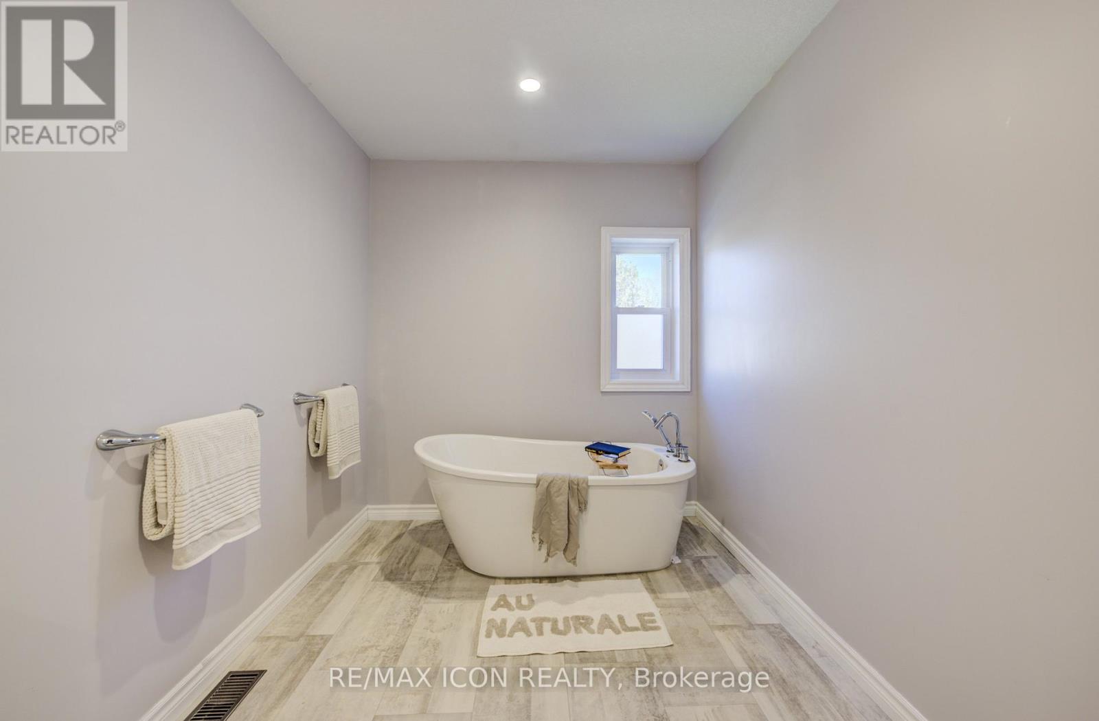 31 Pellister Street, Minto, Ontario  N0G 1Z0 - Photo 28 - X12495732