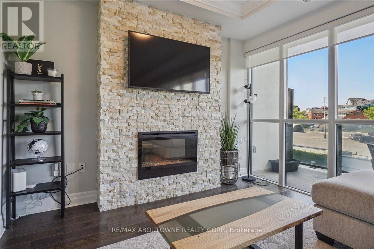 405 - 150 Wellington Street E, Guelph, Ontario  N1H 0B5 - Photo 36 - X12495790