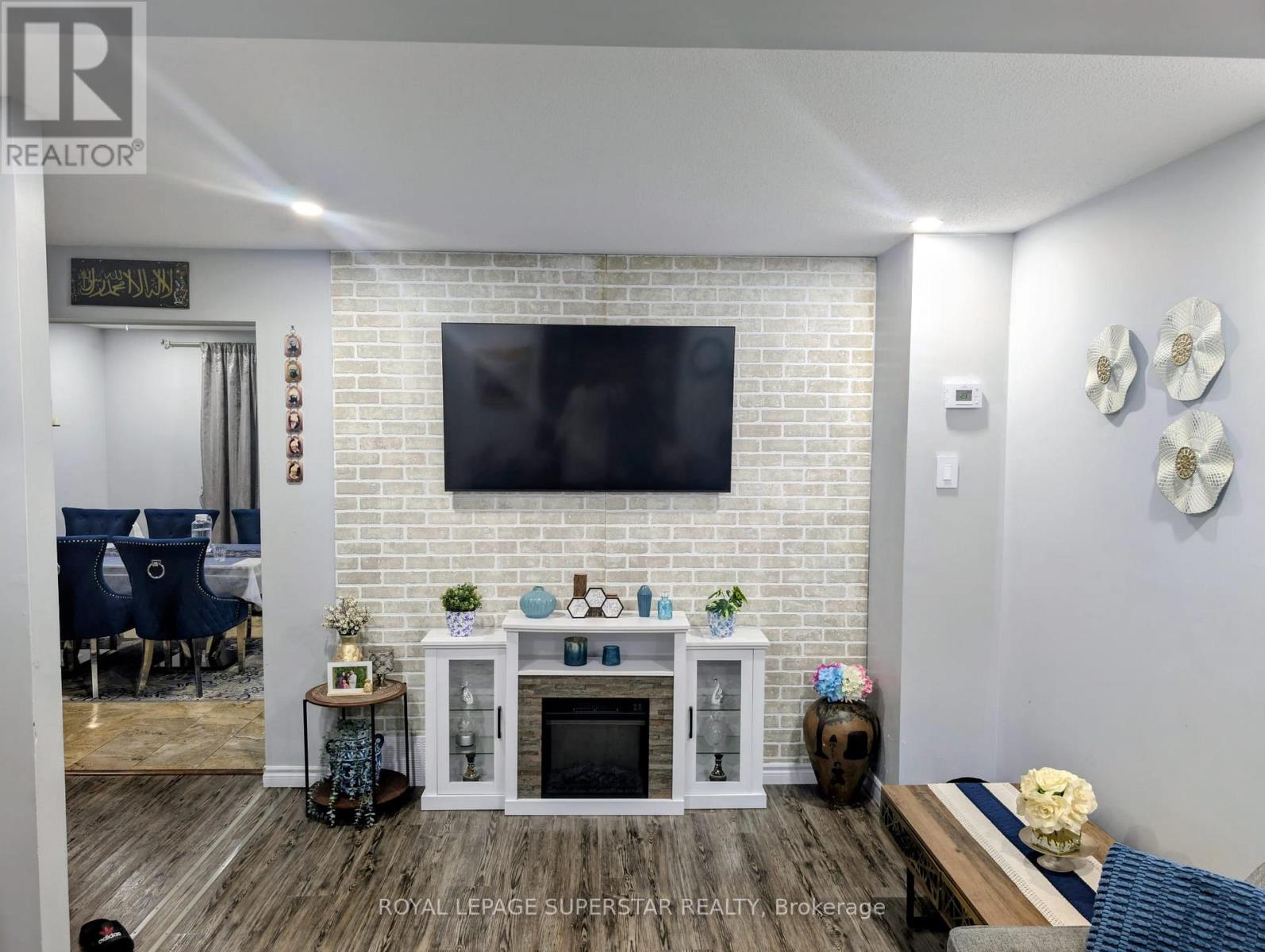 14 - 55 Ashley Crescent, London South, Ontario  N6E 3R8 - Photo 3 - X12495798