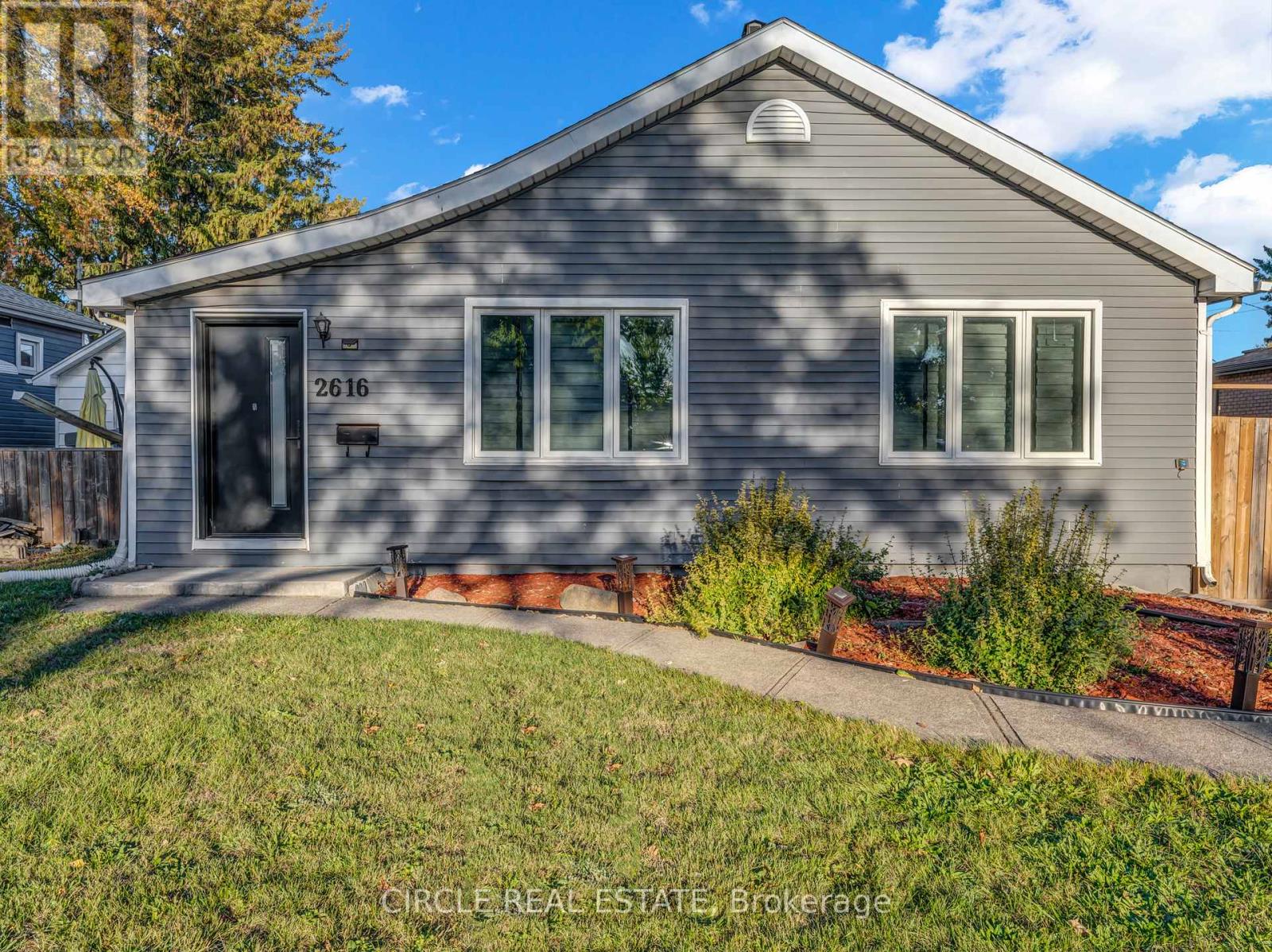 2616 Tourangeau Road, Windsor, Ontario  N8W 4N9 - Photo 4 - X12495820