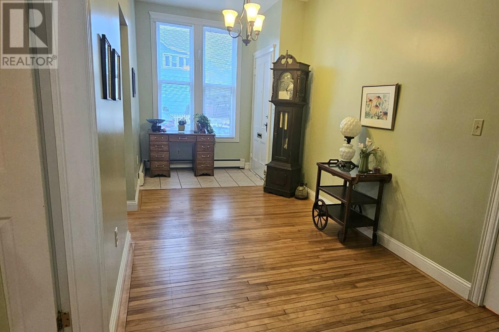 202 Euston Street, Charlottetown, Prince Edward Island  C1A 1W8 - Photo 8 - 202526997