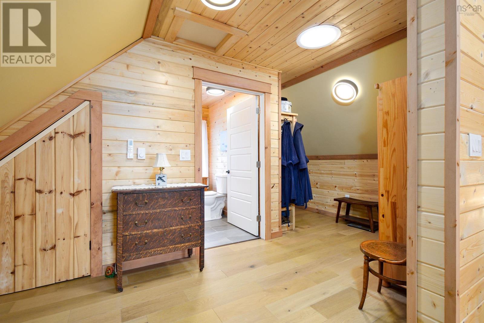 1005 Highway 205, Baddeck Bay, Nova Scotia  B0E 1B0 - Photo 18 - 202509898