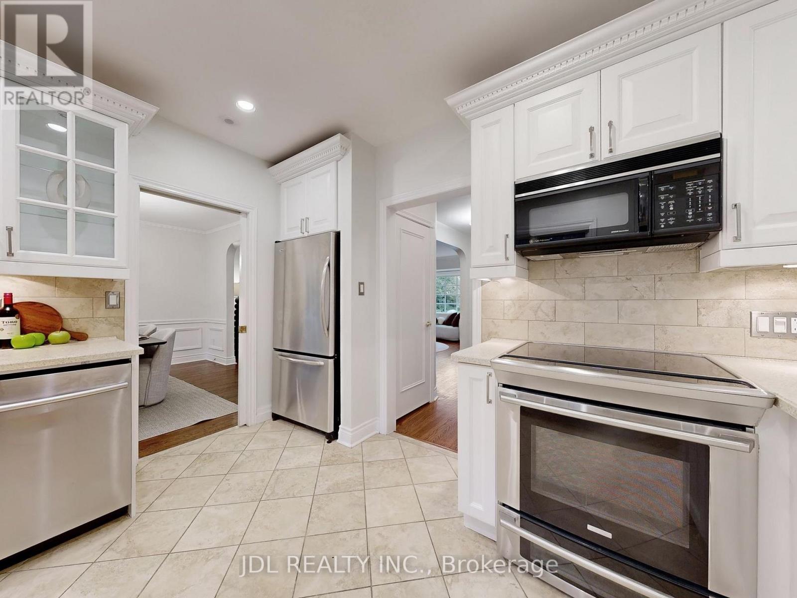 530 Blythwood Road, Toronto, Ontario  M4N 1B3 - Photo 6 - C12495832