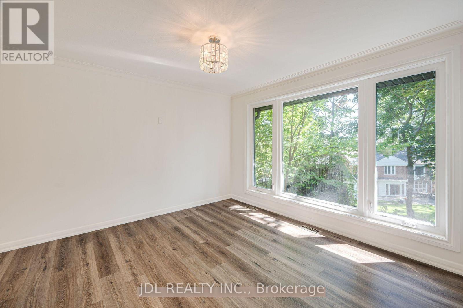 537 Blythwood Road, Toronto, Ontario  M4N 1B4 - Photo 17 - C12495834