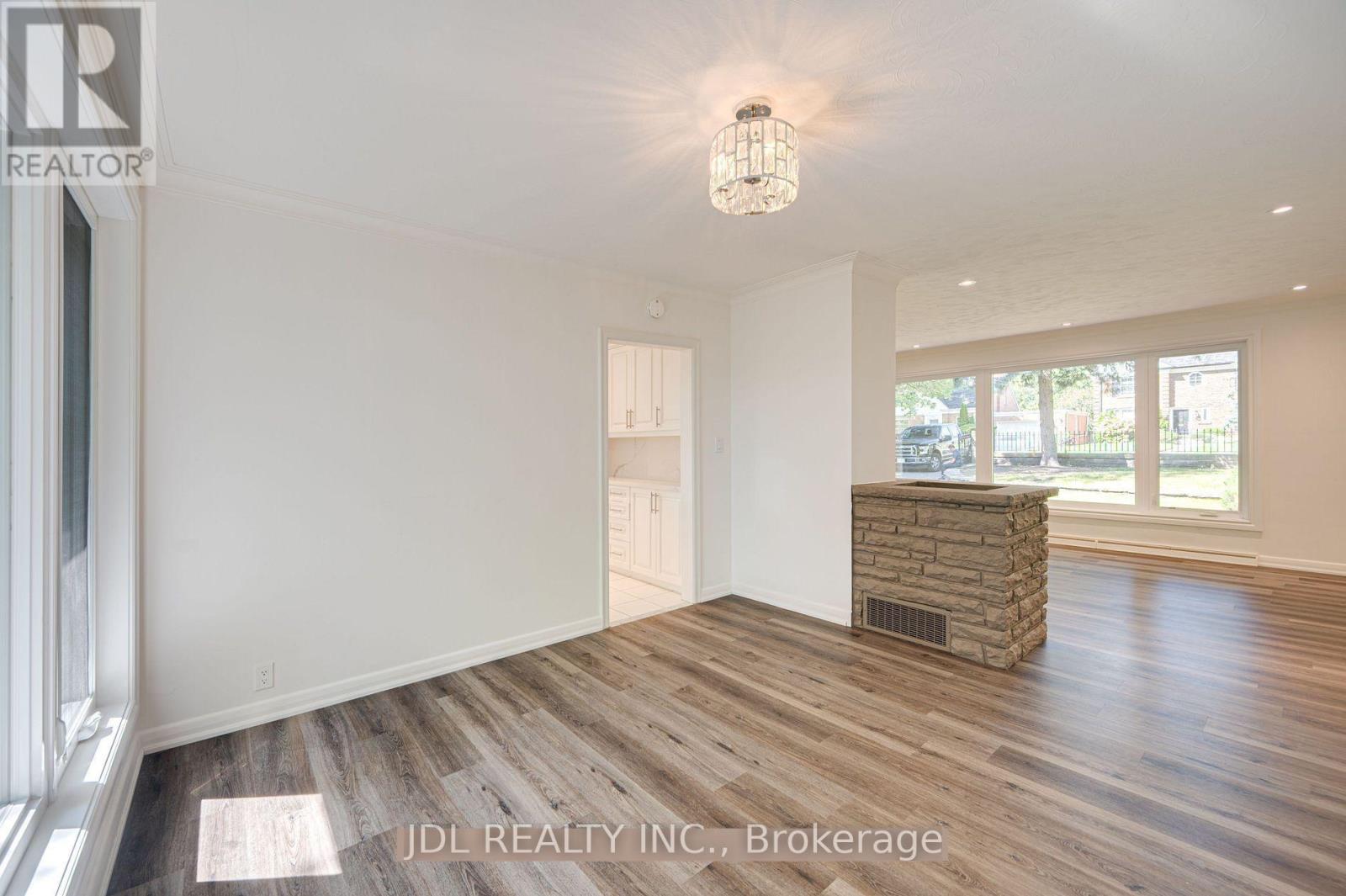 537 Blythwood Road, Toronto, Ontario  M4N 1B4 - Photo 8 - C12495834