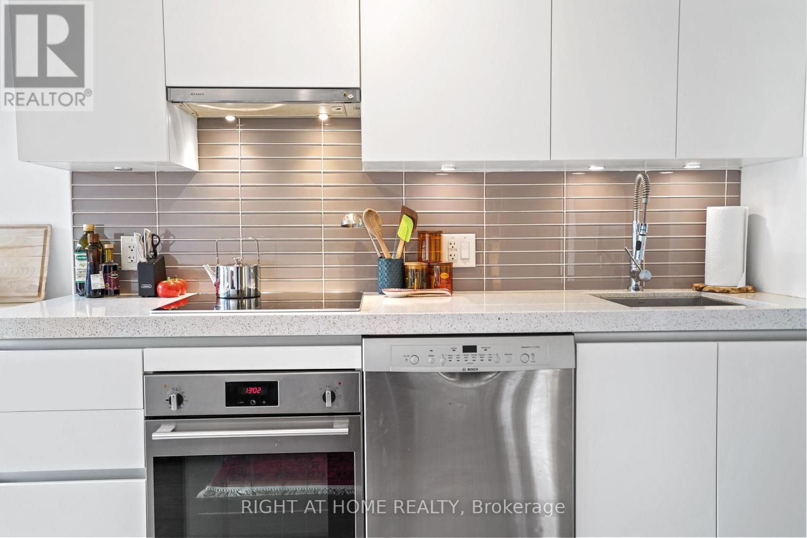 513 - 629 King Street W, Toronto, Ontario  M5V 0G9 - Photo 6 - C12495926