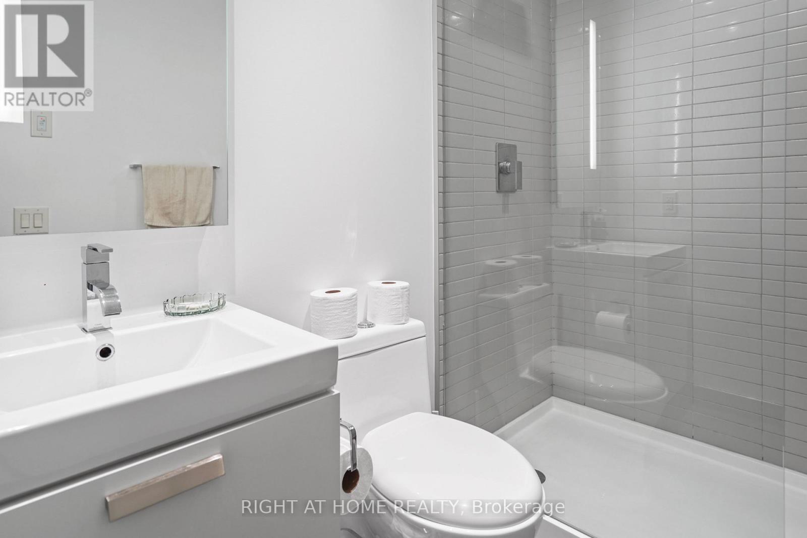 513 - 629 King Street W, Toronto, Ontario  M5V 0G9 - Photo 8 - C12495926