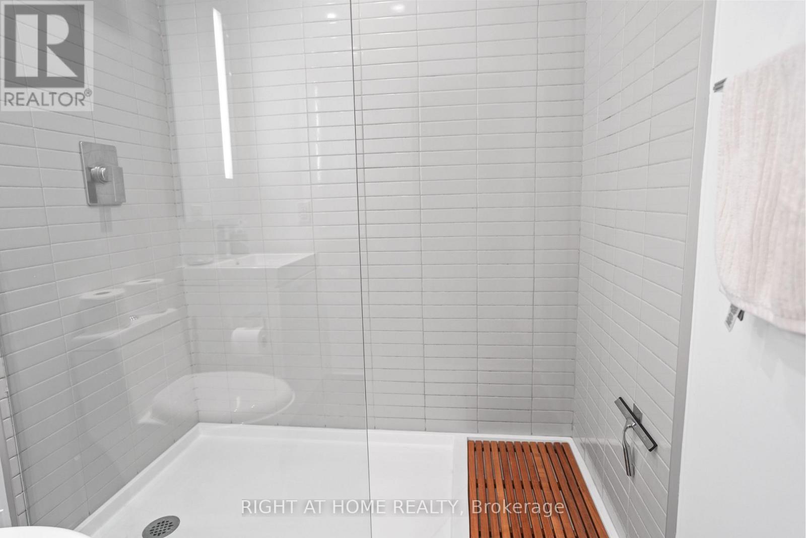 513 - 629 King Street W, Toronto, Ontario  M5V 0G9 - Photo 9 - C12495926